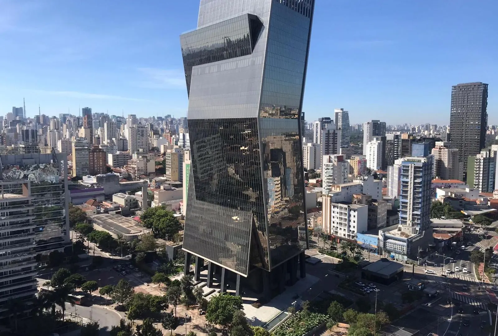 Stay Houx , Metro Faria Lima, Pinheiros-Sp ساو باولو